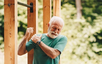 4 Reasons You May Need Shoulder Replacement Surgery