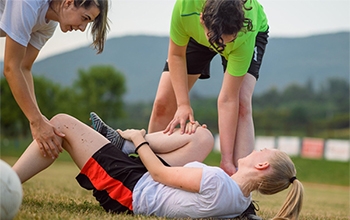 Broken Bone? Why Seeing an Orthopedic Surgeon First Makes All the Difference